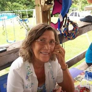 Meet your Posher, Debbie